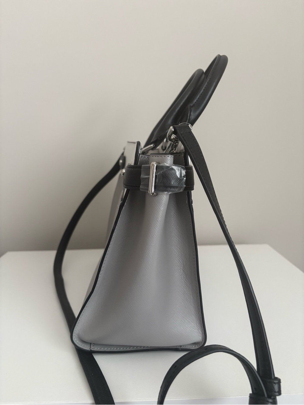 kate spade New York Gray, White & Black Leather Satchel - Picture 5 of 7